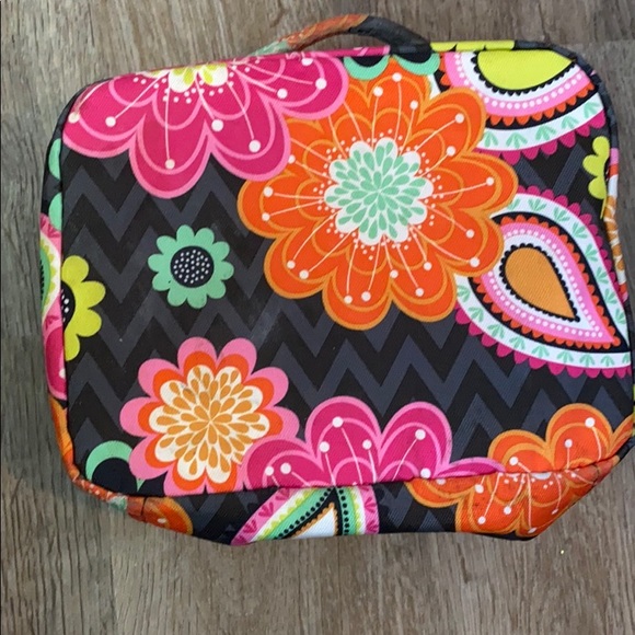Vera Bradley lunchbox - Picture 3 of 3